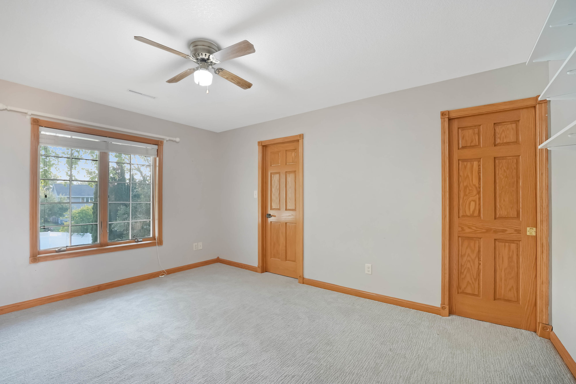 Looking for the perfect home for entertaining? 4129 Tiffany Lane is THE home for you!